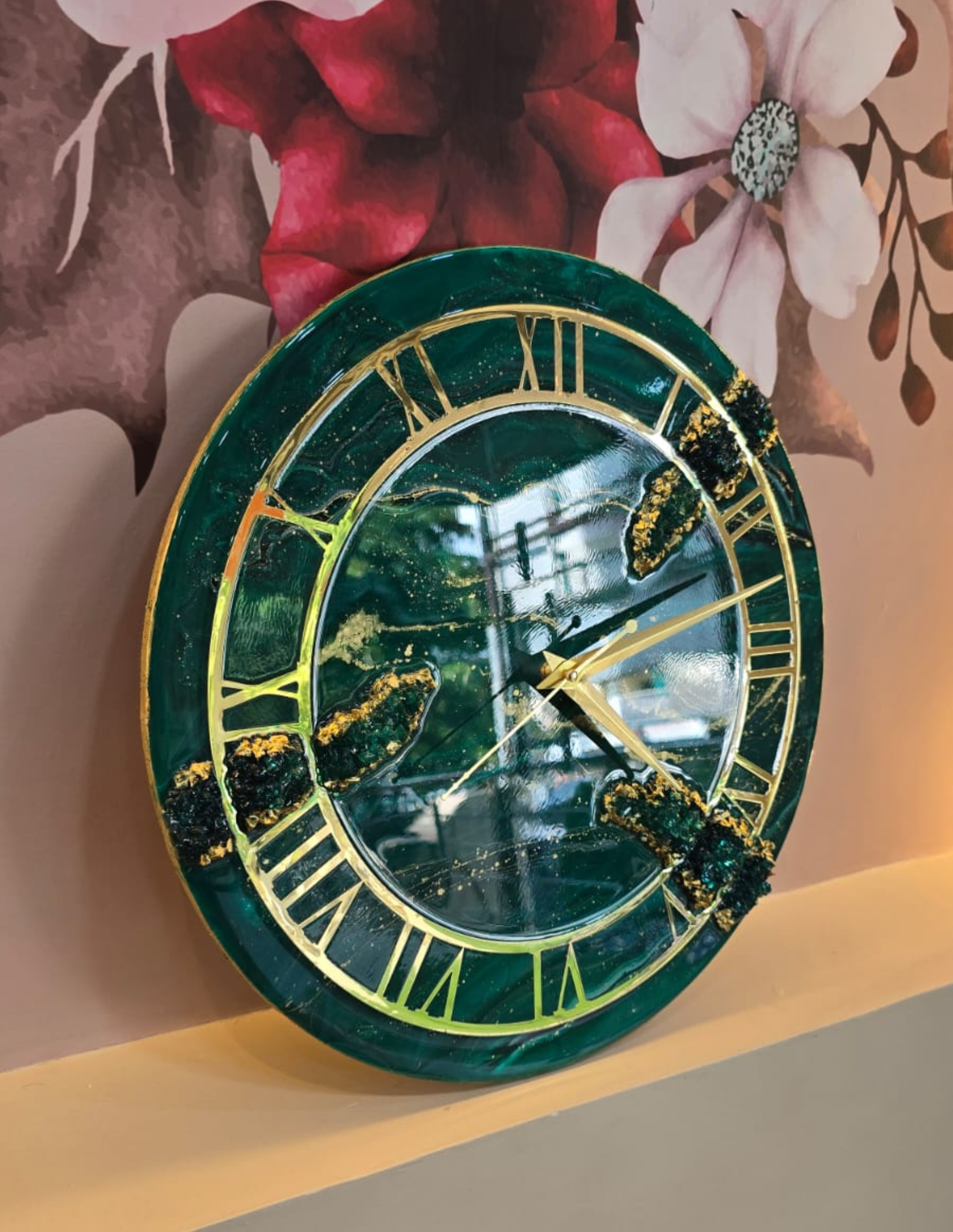 Luxury Green Resin Clock | Roman Numerals | Elegant Wall Decor Timepiece - Image 2