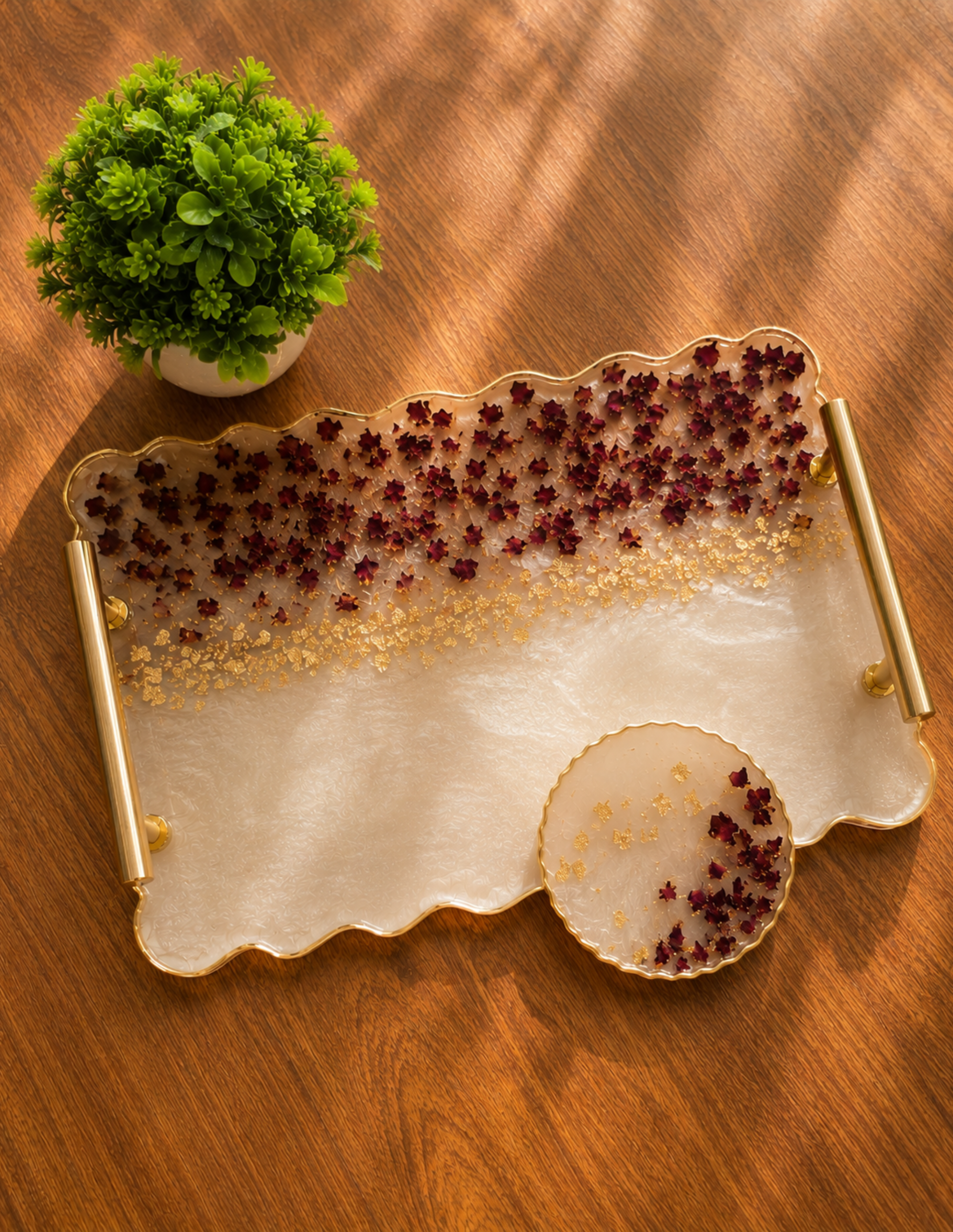 Handmade Resin Serving Tray with Coaster | Premium Floral Resin Tray Set | Luxury Home Décor Collection