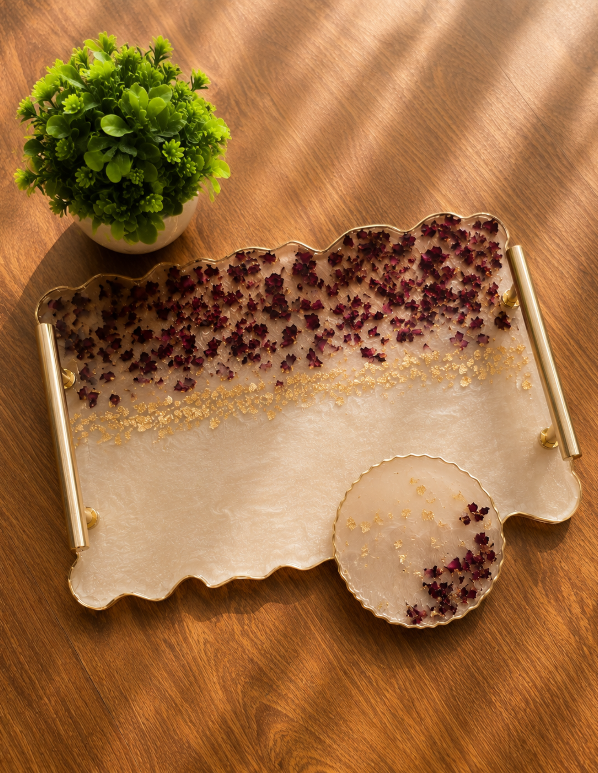 Handmade Resin Serving Tray with Coaster | Premium Floral Resin Tray Set | Luxury Home Décor Collection